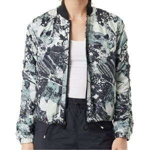 BASS OUTDOOR women’s Packable Bomber Jacket